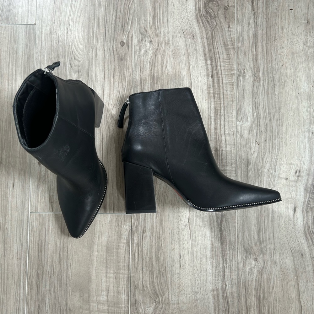Steve Madden boots 💖